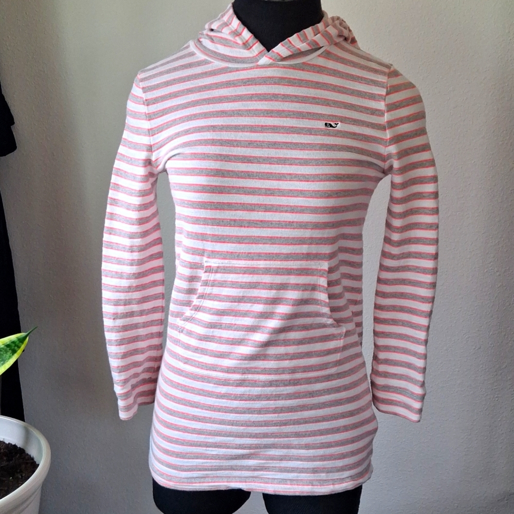 Vineyard vines pullover hoodie size M